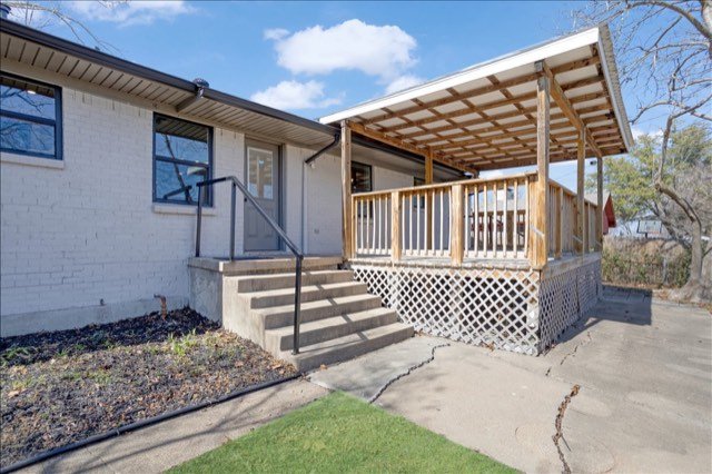 Deck stairs and pergola